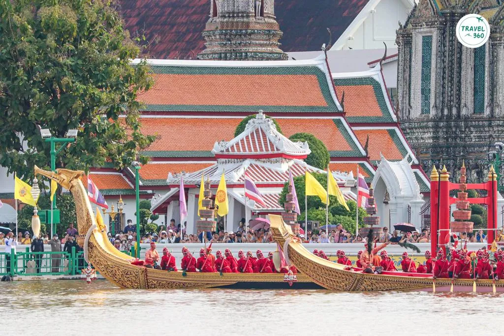 เรือพระที่นั่งสุพรรณหงส์ และ เรือพระที่นั่งอเนกชาติภุชงค์