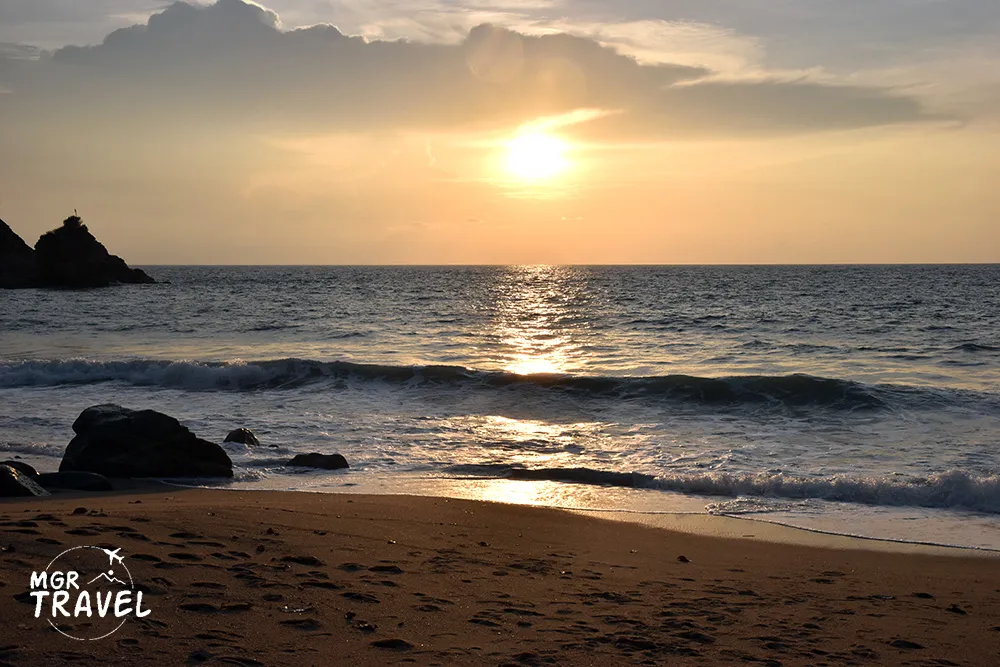 หาดกล้วย อีกแห่งที่ภูเก็ต ระหว่างหาดลายันและหาดในทอน